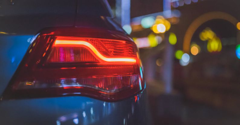 Tail Light - Red Taillight